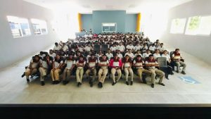 Fomentan innovación tecnológica en comunidad estudiantil del CECyT 06 Acapetahua