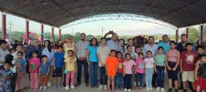 Autoridades celebra a lo grande el Día del Niño