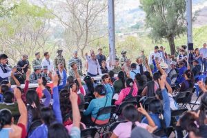 Gobiernos federal y estatal acompañan retorno de desplazados a sus hogares
