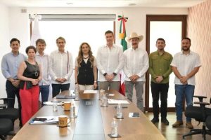 Dulce Rodríguez Ovando secretaria general de Gobierno y Mediación, encabezó un encuentro de trabajo con representantes de la Unión Europea en México, en representación del gobernador Eduardo Ramírez, con el objetivo de fortalecer la cooperación internacional y generar alianzas estratégicas que impulsen nuevas oportunidades para Chiapas.
