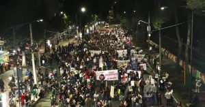 Colectivos de búsqueda avanzan sobre Calzada de Tlalpan en la #CDMX para participar en la jornada nacional “Iluminemos la Búsqueda”