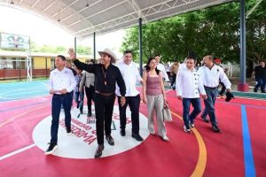 *Eduardo Ramírez entrega apoyos al sector cafetalero e impulsa obras en Tumbalá y Yajalón*