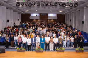 Secretaría de Finanzas y ONU imparten conferencia sobre lavado de activos y trata de personas a estudiantes de la Unach